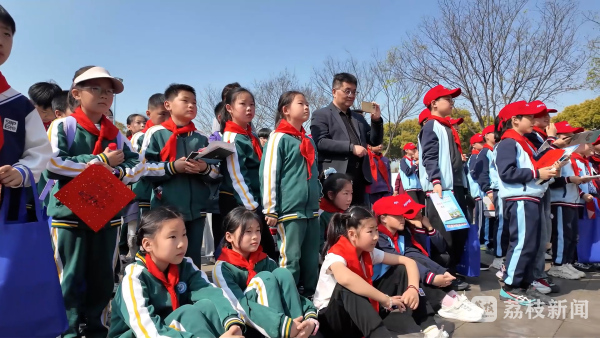 【人大代表在身邊】開(kāi)在春風(fēng)里的“民主課”